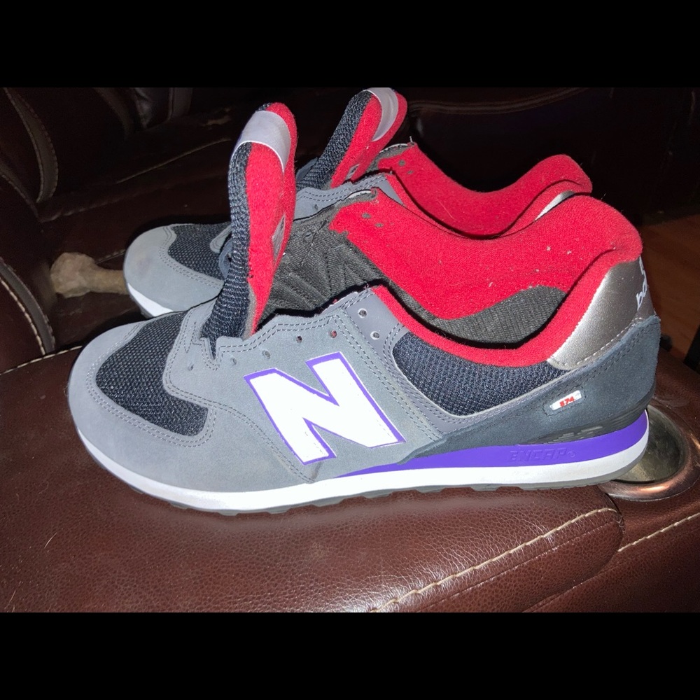 New Balance 4E/No Laces